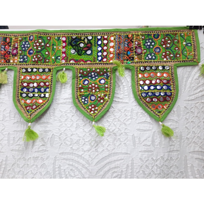 Green Hand embroidered Suzani Toran/Door Vallace, Rajasthan Handmade Toran by Artisans | Save 33% - Rajasthan Living 9