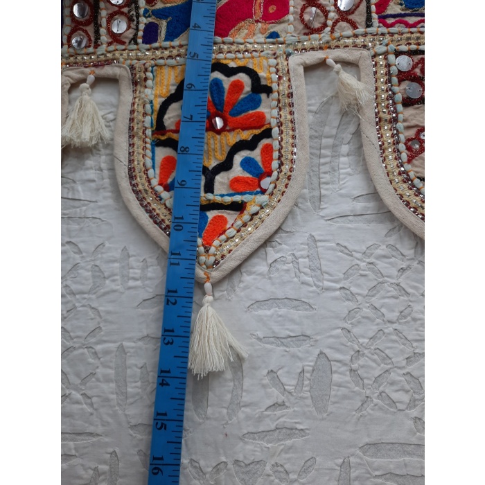 White Hand embroidered Suzani Toran/Door Vallace, Rajasthan Handmade Toran | Save 33% - Rajasthan Living 11