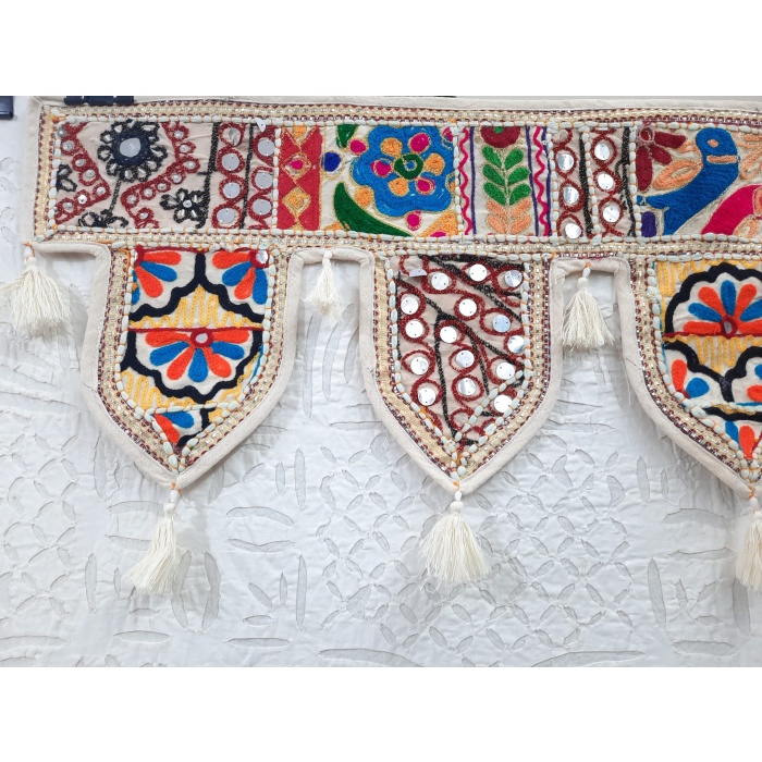 White Hand embroidered Suzani Toran/Door Vallace, Rajasthan Handmade Toran | Save 33% - Rajasthan Living 8