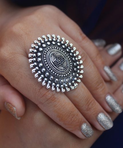 Karatique Oval Shape Oxidised Silver Finger Ring For Girl/Women Brass Ring | Save 33% - Rajasthan Living