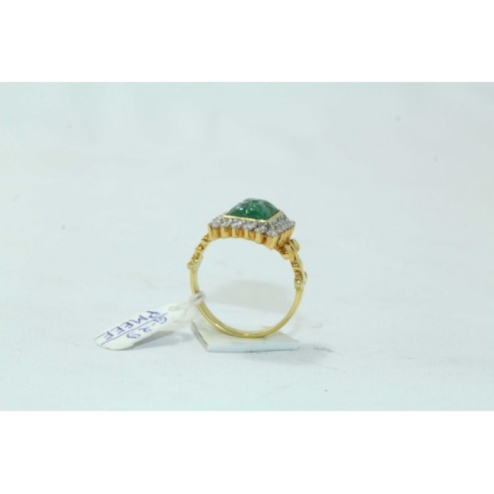 18Kt Yellow Gold Ring Natural Carved Emerald Stones Diamond | Save 33% - Rajasthan Living 9