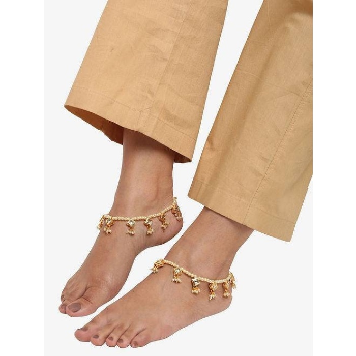 Handmade Golden Ethnic Kundan Studded Alloy Anklet High Quality Gold Tone Plated Floral Design Traditional Kundan Adjustable Link Anklet | Save 33% - Rajasthan Living 5