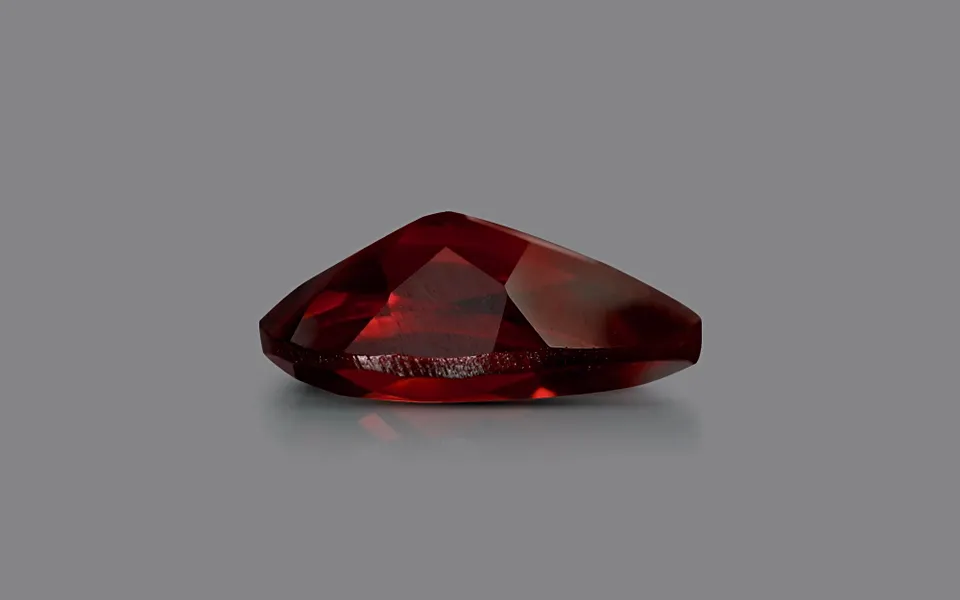 Almandine Garnet (Pyrope) 10X7 MM – 2.09 carats | Save 33% - Rajasthan Living 10