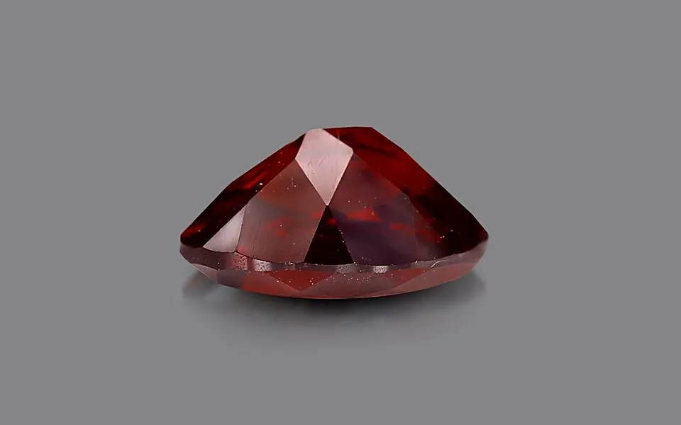 Almandine Garnet (Pyrope) 10X8 MM – 3.22 carat | Save 33% - Rajasthan Living 3