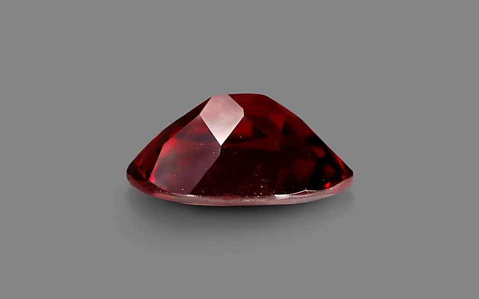 Almandine Garnet (Pyrope) 11X9 MM – 3.51 carats | Save 33% - Rajasthan Living 3