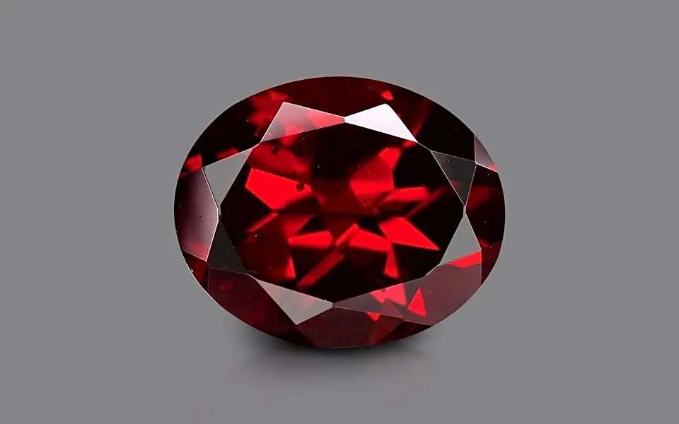 Almandine Garnet (Pyrope) 11X9 MM – 3.75 carats | Save 33% - Rajasthan Living 5