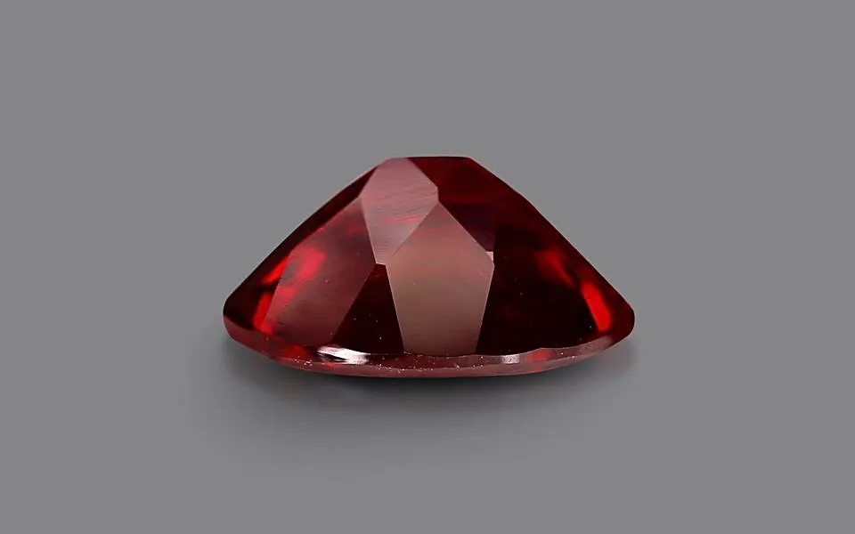 Almandine Garnet (Pyrope) 11X9 MM – 4.02 carats | Save 33% - Rajasthan Living 3