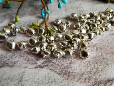 Mini Bells, 8mm Jingle Bells, White Metal Beads, Jewelry Charms, Christmas Tree Ornaments | Save 33% - Rajasthan Living 7
